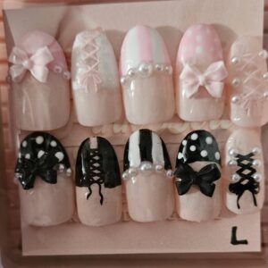 Blush Noir Bows